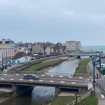 Joli Studio Proche Plage Et Centre Avec Parking Wimereux Exterior photo